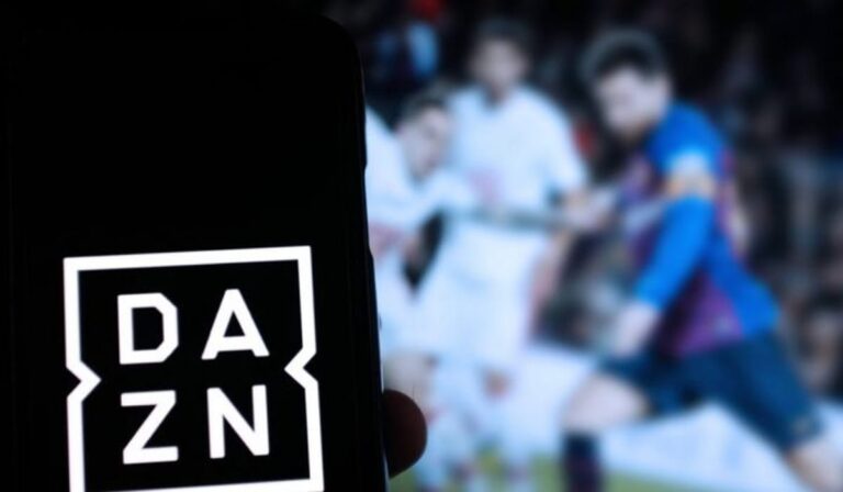 تردد قناة dazn الناقلة للمباريات.. على النايل سات 2025